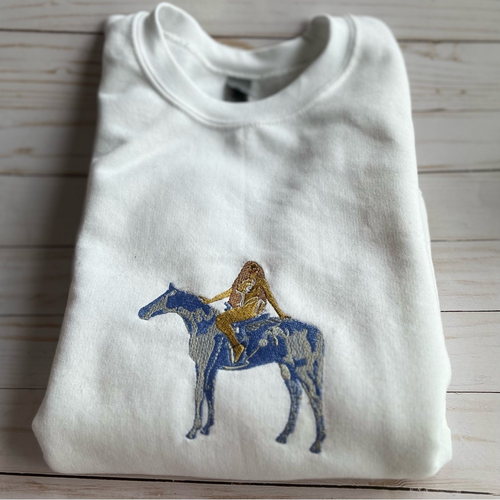 Beyoncé Crewneck, Renaissance tour outfit